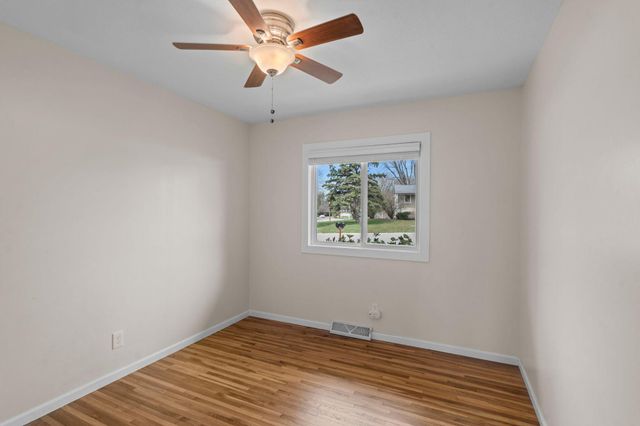 10631 Xavier Avenue S, Bloomington, MN 55437