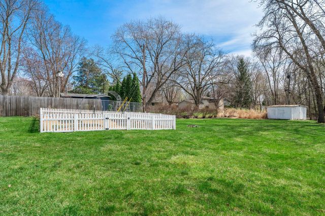 10631 Xavier Avenue S, Bloomington, MN 55437