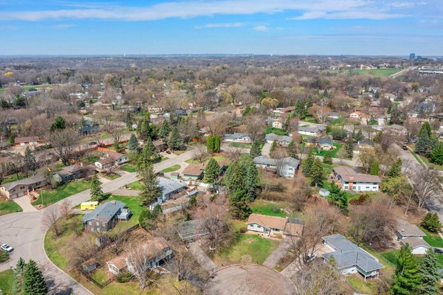 10631 Xavier Avenue S, Bloomington, MN 55437