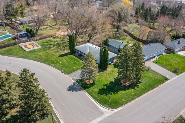 10631 Xavier Avenue S, Bloomington, MN 55437