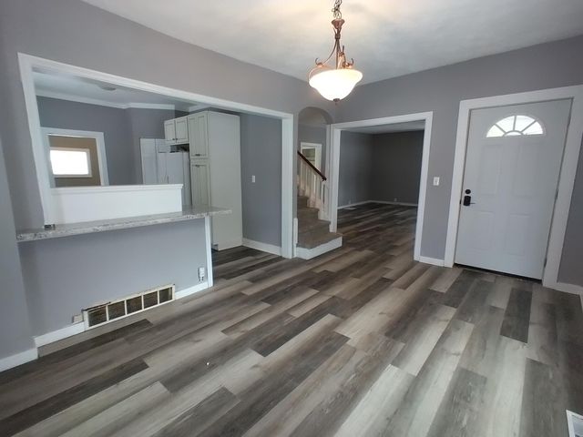 303 Rathburn, Hwrdctyvlg-rynldstwp, MI 49329