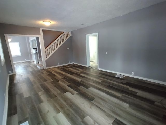 303 Rathburn, Hwrdctyvlg-rynldstwp, MI 49329