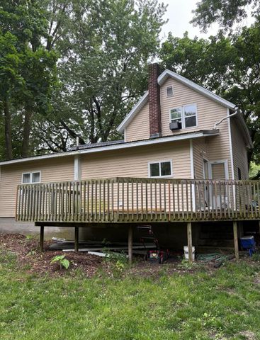 303 Rathburn, Hwrdctyvlg-rynldstwp, MI 49329