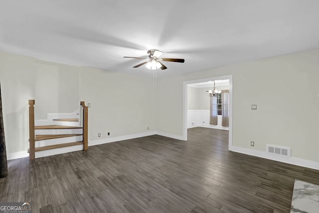 2683 Ashworth Circle SW, Snellville, GA 30078