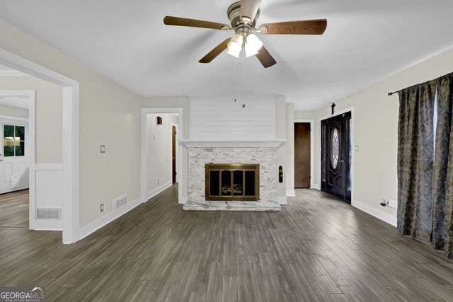 2683 Ashworth Circle SW, Snellville, GA 30078