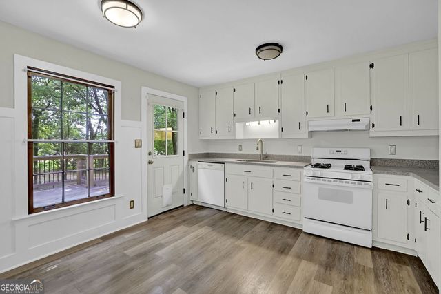 2683 Ashworth Circle SW, Snellville, GA 30078