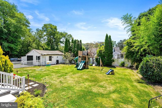 400 MONMOUTH ST, Hightstown, NJ 08520