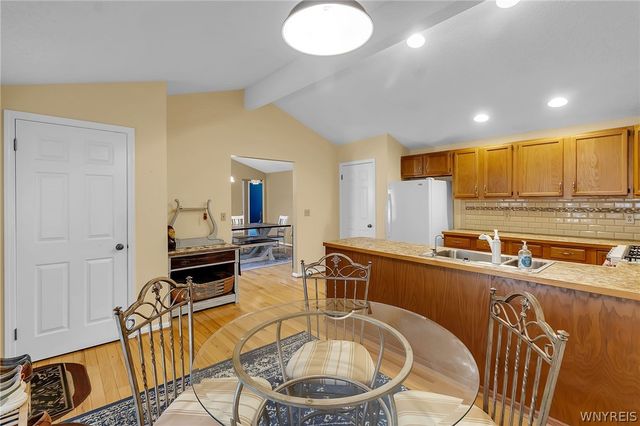 155 Wedgewood Drive, Amherst, NY 14221