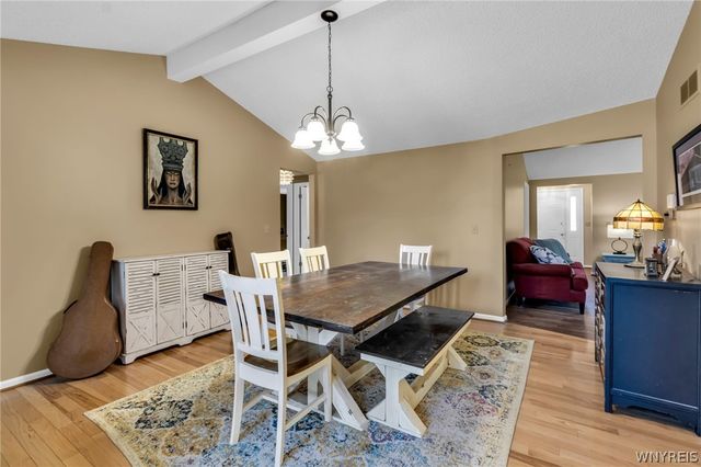 155 Wedgewood Drive, Amherst, NY 14221