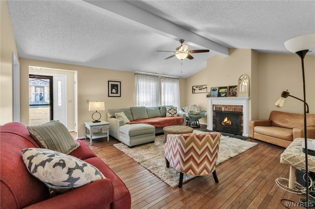 155 Wedgewood Drive, Amherst, NY 14221