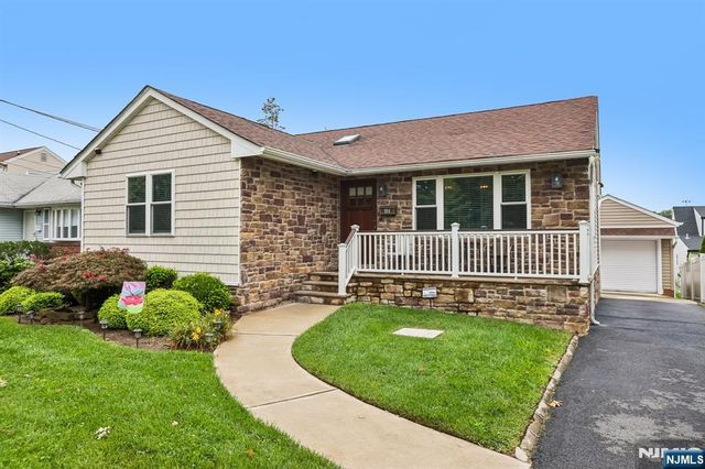 114 Hobart Avenue, Rutherford, NJ 07070