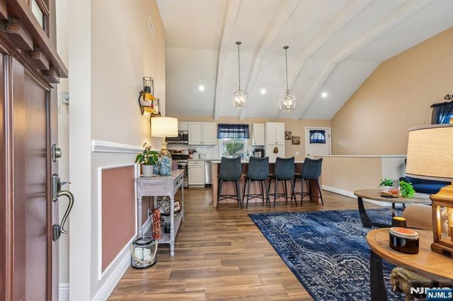 114 Hobart Avenue, Rutherford, NJ 07070