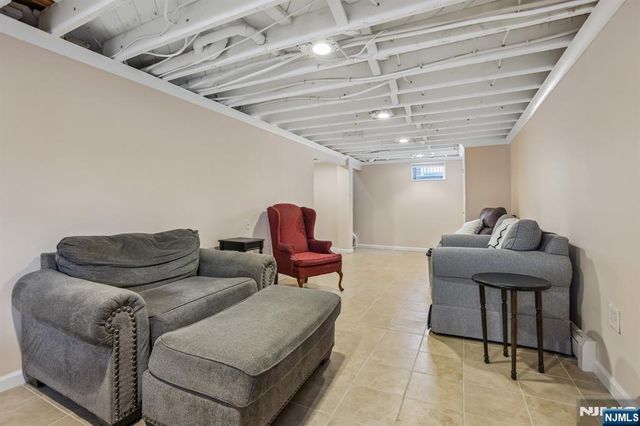 114 Hobart Avenue, Rutherford, NJ 07070