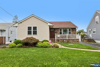 114 Hobart Avenue, Rutherford, NJ 07070