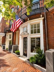 107 Charles Street 202, Boston, MA 02114