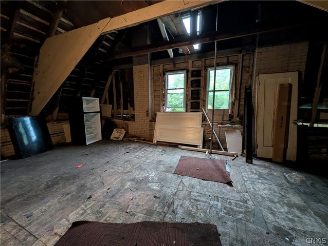 405 Pond Street, Syracuse, NY 13208