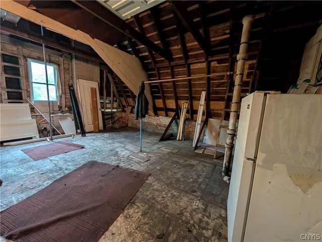 405 Pond Street, Syracuse, NY 13208