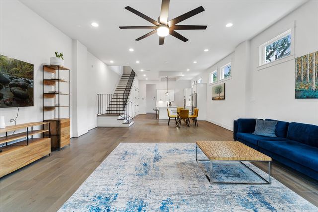 620 E 26th Street, Houston, TX 77008