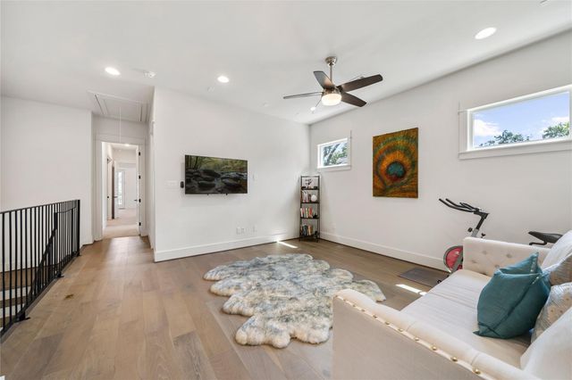 620 E 26th Street, Houston, TX 77008