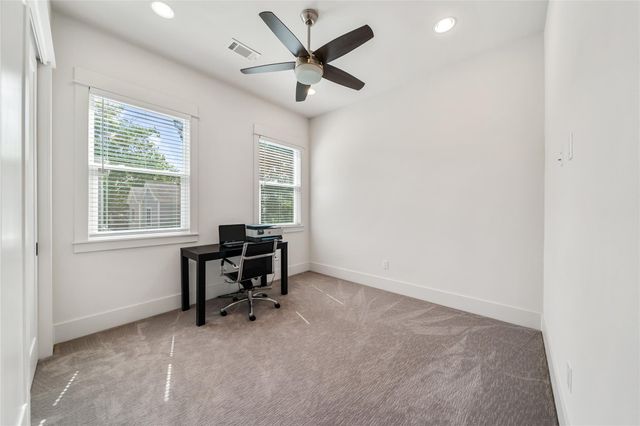 620 E 26th Street, Houston, TX 77008