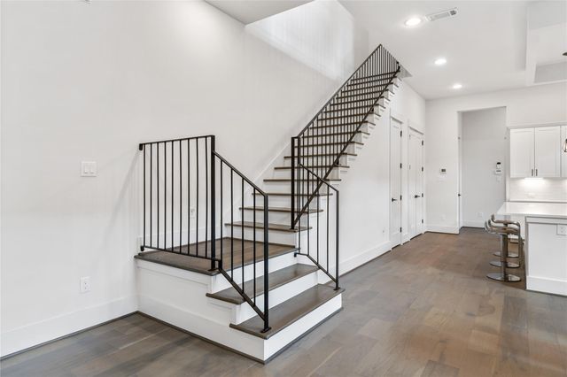 620 E 26th Street, Houston, TX 77008