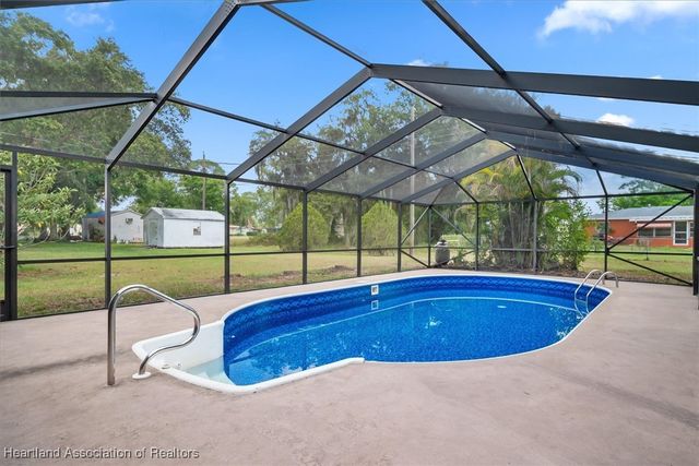 131 Sparrow Avenue, Sebring, FL 33870