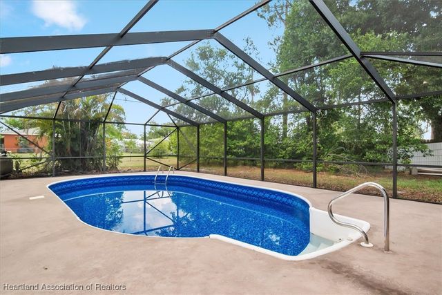 131 Sparrow Avenue, Sebring, FL 33870