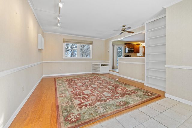 63 Morning Glory Lane, Hartford, VT 05088