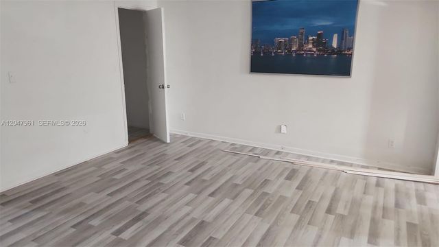 15115 NE 6th Ave 32, Miami, FL 33162