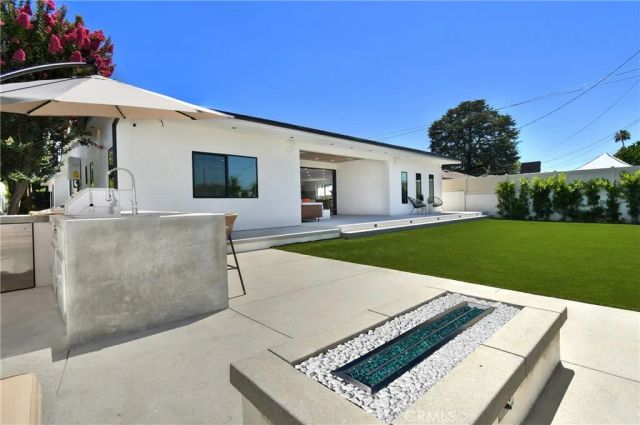 23409 Friar, Woodland Hills, CA 91367