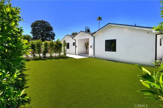 23409 Friar, Woodland Hills, CA 91367