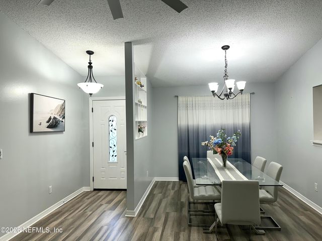 1516 DERRINGER Road, Jacksonville, FL 32225