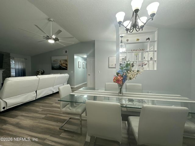 1516 DERRINGER Road, Jacksonville, FL 32225