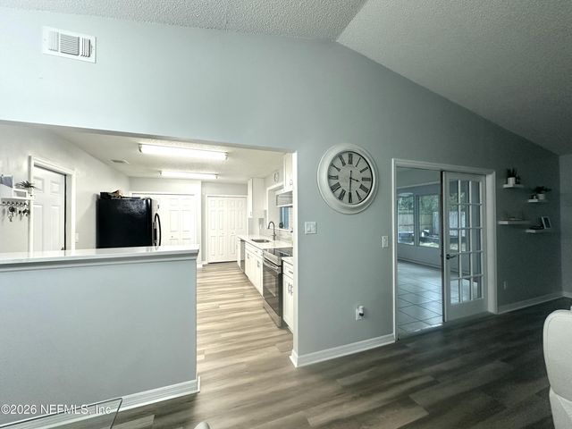 1516 DERRINGER Road, Jacksonville, FL 32225