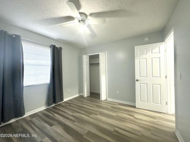 1516 DERRINGER Road, Jacksonville, FL 32225