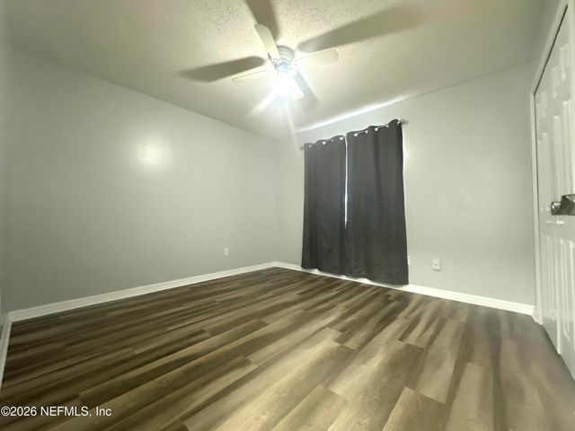 1516 DERRINGER Road, Jacksonville, FL 32225