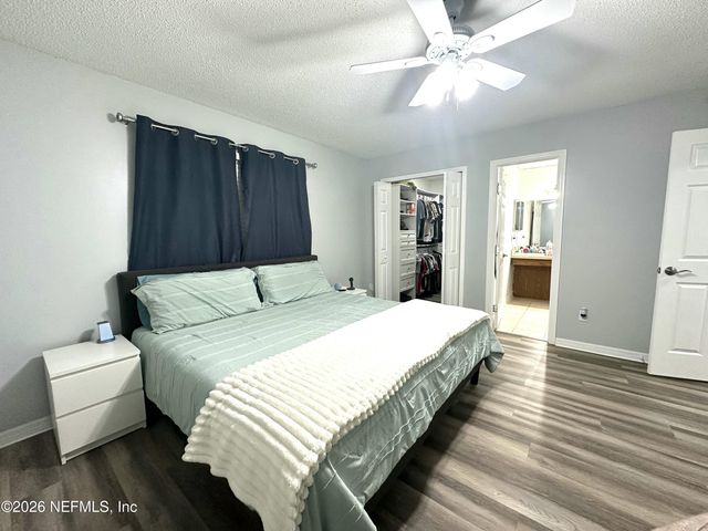 1516 DERRINGER Road, Jacksonville, FL 32225