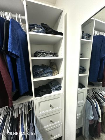 1516 DERRINGER Road, Jacksonville, FL 32225