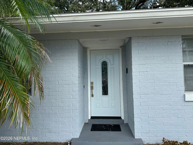 1516 DERRINGER Road, Jacksonville, FL 32225