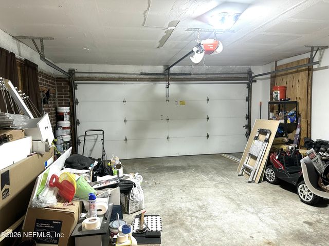 1516 DERRINGER Road, Jacksonville, FL 32225