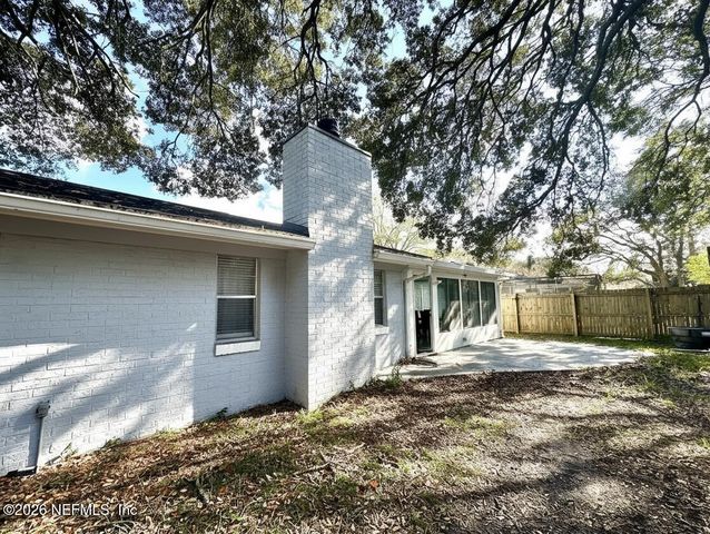 1516 DERRINGER Road, Jacksonville, FL 32225