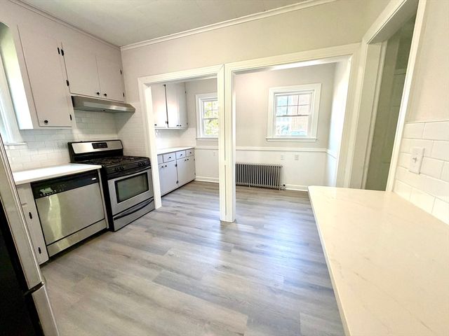 85 Barber Rd 1, Framingham, MA 01702