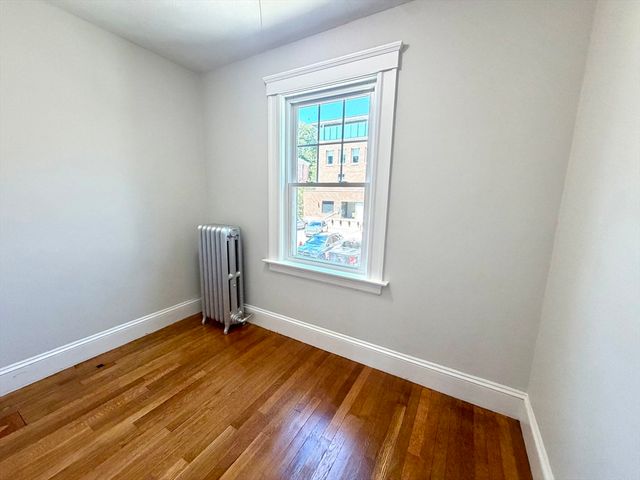 85 Barber Rd 1, Framingham, MA 01702