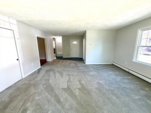 85 Barber Rd 1, Framingham, MA 01702