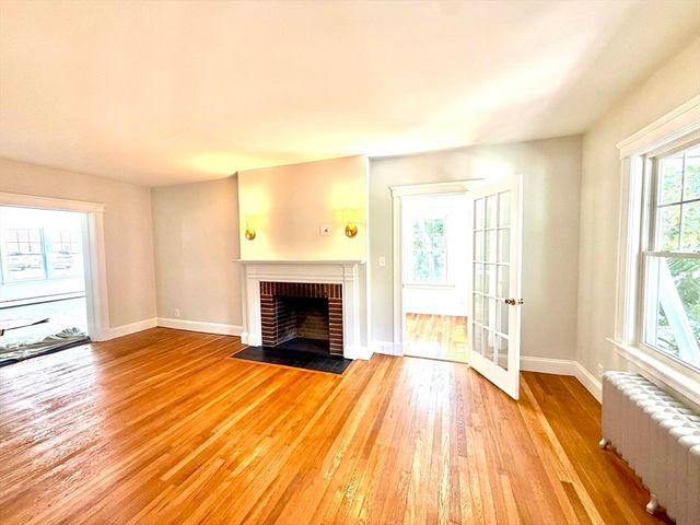 85 Barber Rd 1, Framingham, MA 01702