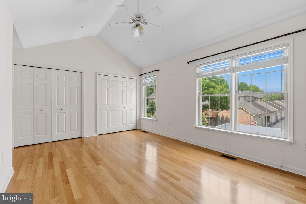 Image 19 of property listing at 2213 LAMP POST LN, Frederick, MD 21701