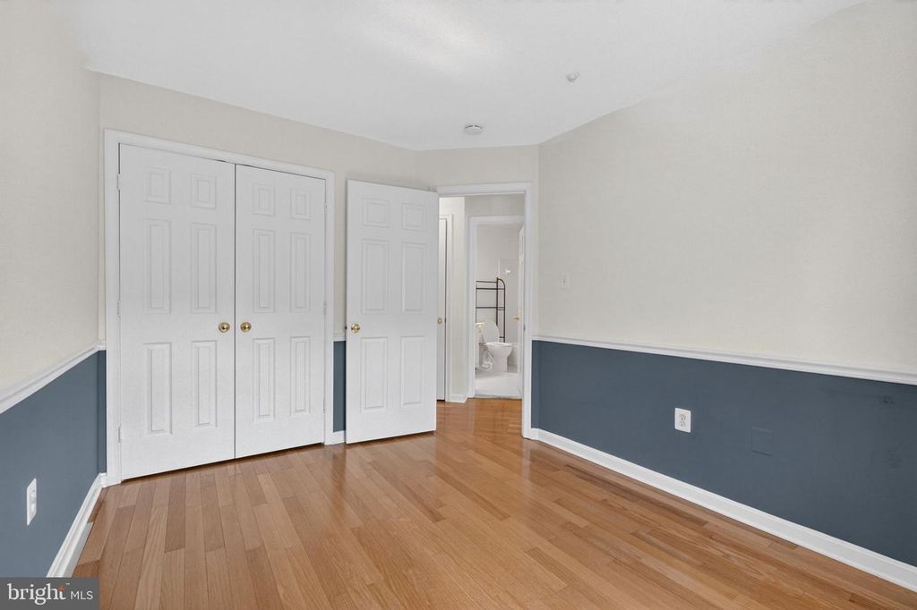 Image 24 of property listing at 2213 LAMP POST LN, Frederick, MD 21701
