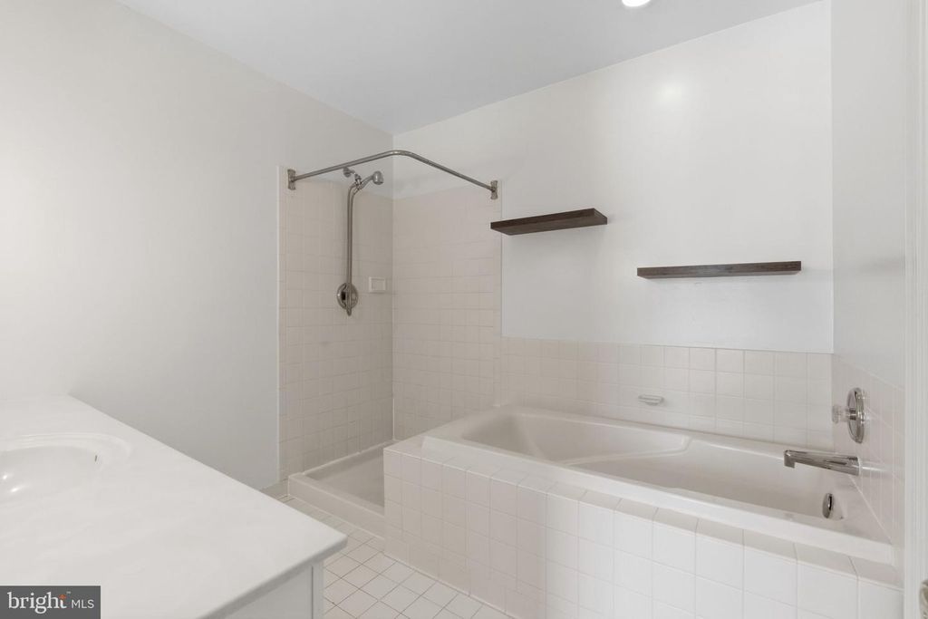 Image 35 of property listing at 2213 LAMP POST LN, Frederick, MD 21701