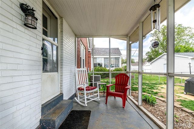 6555 Mardel Avenue, St Louis, MO 63109