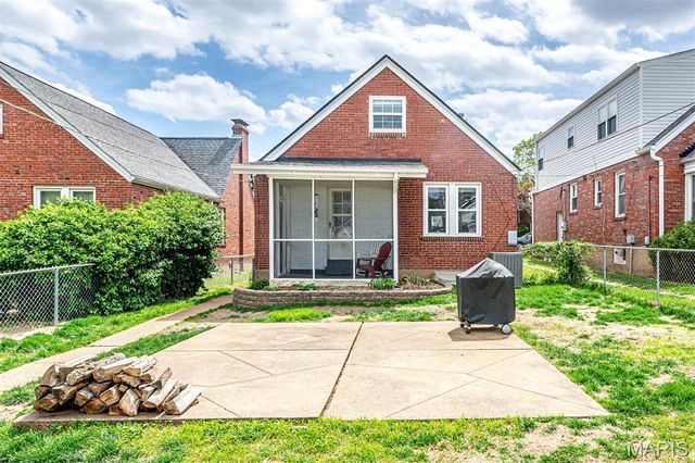 6555 Mardel Avenue, St Louis, MO 63109